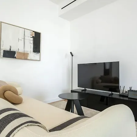 דירה Yamas Urban Living Sequoia לימסול