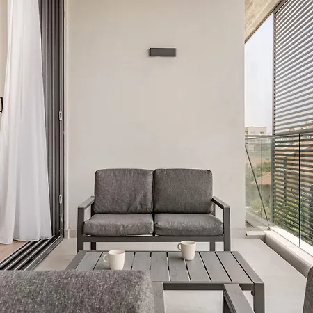 Yamas Urban Living Sequoia * לימסול