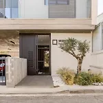 Yamas Urban Living Sequoia Aparthotel