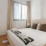 Yamas Urban Living Sequoia Aparthotel 4*