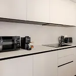 Yamas Urban Living Sequoia 4*