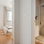 Yamas Urban Living Sequoia Aparthotel 4*