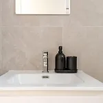 Aparthotel Yamas Urban Living Sequoia