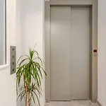 아파트호텔 Yamas Urban Living Sequoia 4*