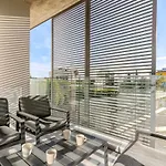 Yamas Urban Living Sequoia 아파트호텔 4*