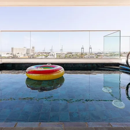 Yamas Sunny Pool Penthouse Families & Couples Only