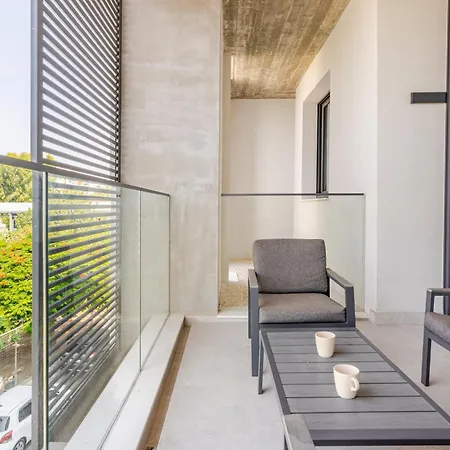 Apartament Yamas Urban Living Sequoia *