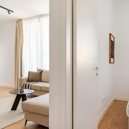Yamas Urban Living Sequoia Apartament