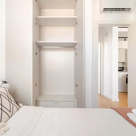 아파트 Yamas Urban Living Sequoia *