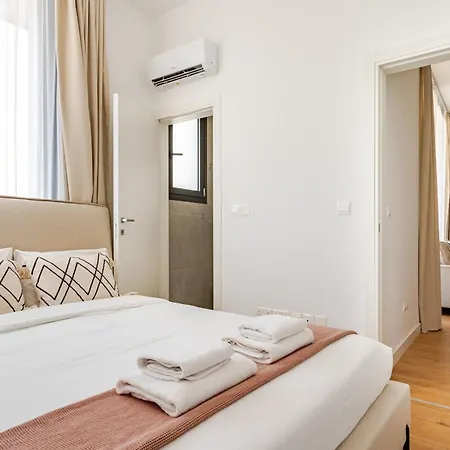 Yamas Urban Living Sequoia 아파트 레메소스