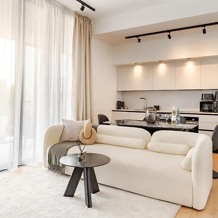 아파트 Yamas Urban Living Sequoia *