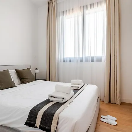 아파트호텔 Yamas Urban Living Sequoia 4*