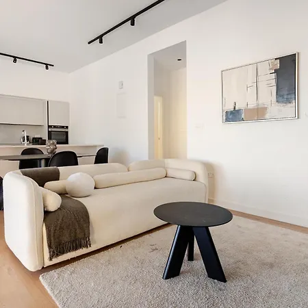 Yamas Urban Living Sequoia ليماسول