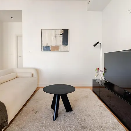 شقة فندقية Yamas Urban Living Sequoia ليماسول