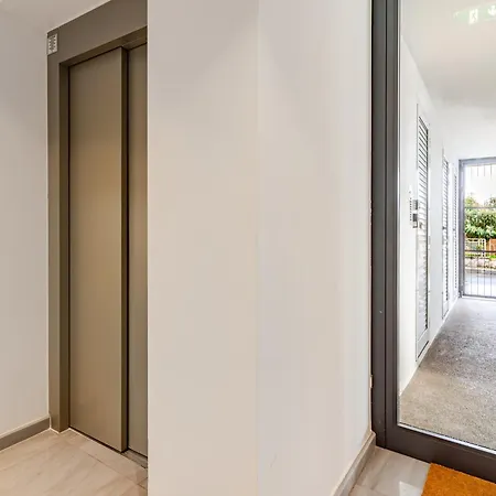 Yamas Urban Living Sequoia Apartahotel Limassol