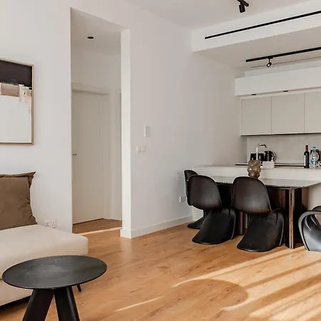شقة فندقية Yamas Urban Living Sequoia ليماسول