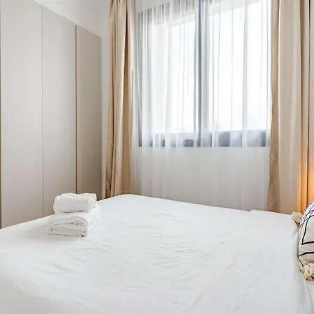 شقة فندقية Yamas Urban Living Sequoia 4*