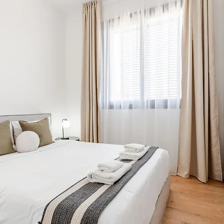 Yamas Urban Living Sequoia ليماسول