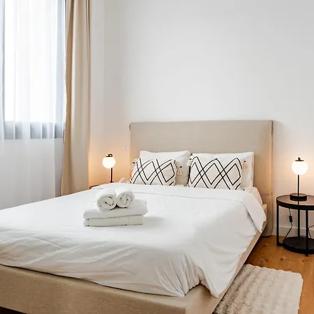 Yamas Urban Living Sequoia 4*