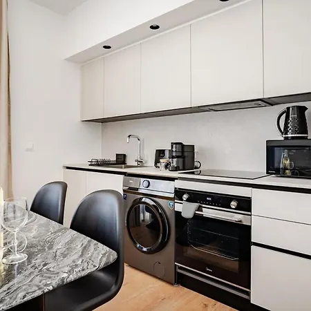 Apart Otel Yamas Urban Living Sequoia Limasol