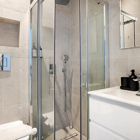 Yamas Urban Living Sequoia Apart Otel Limasol