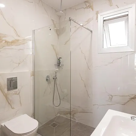 Yamas Sunny Pool Penthouse Families & Couples Only * Limassol